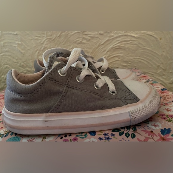 Gray Converse - Picture 3 of 6